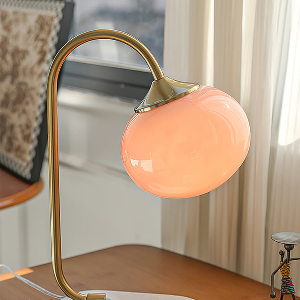 Marshmallow | Bordlampe i metal og glas