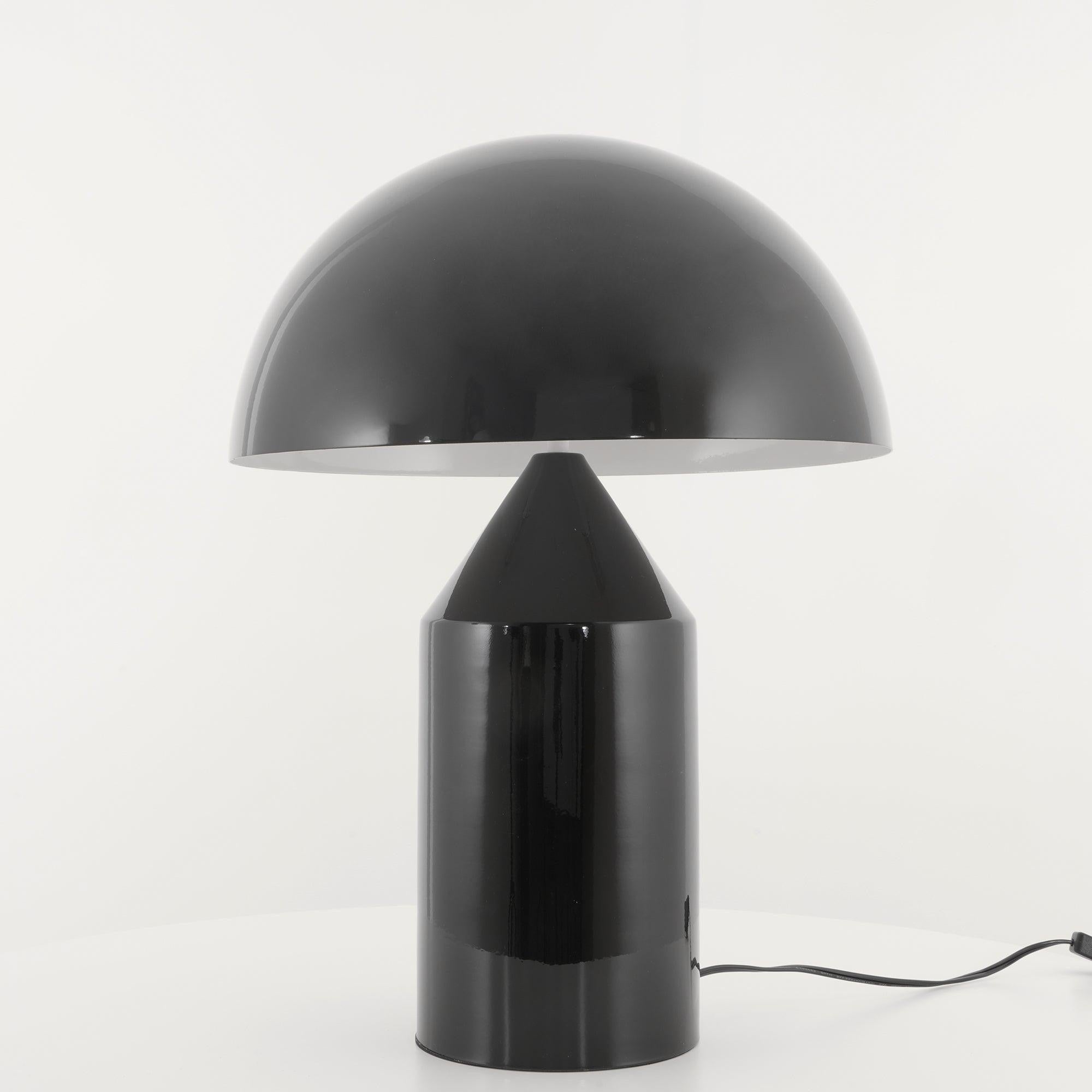 Apollo bordlampe i metal