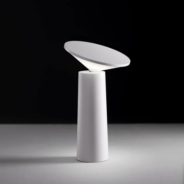 TriLight | Dæmpbar bordlampe