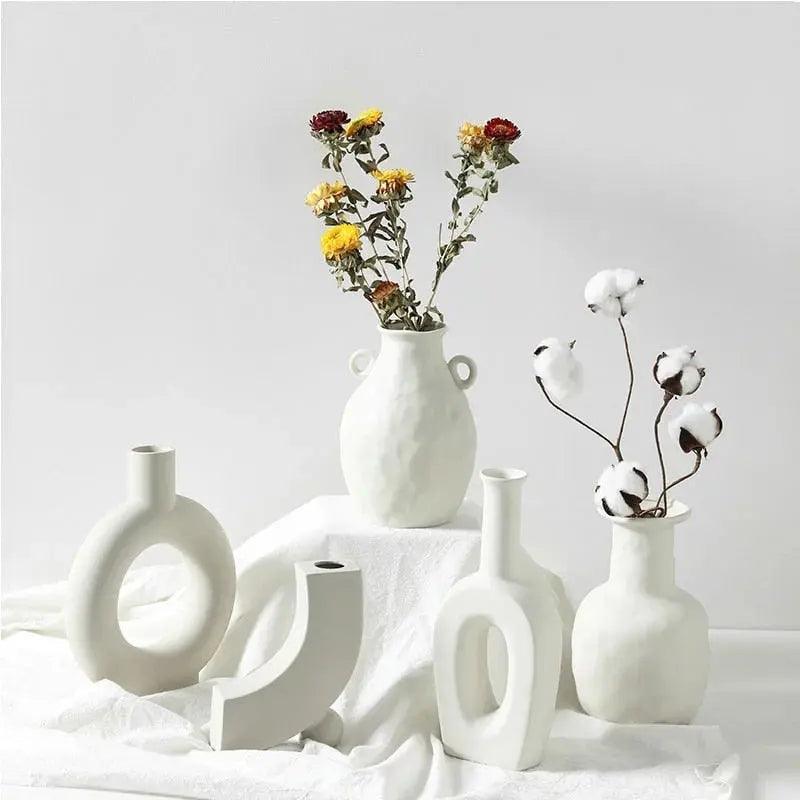 Håndlavet Hvid Keramikvase - Uglaseret, Moderne Design til Planter og Blomster