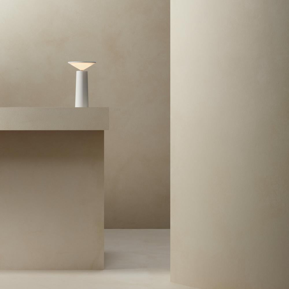 TriLight | Dæmpbar bordlampe