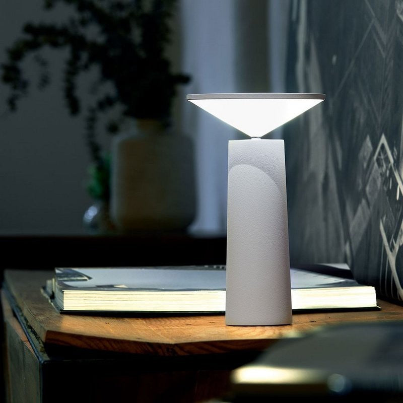 TriLight | Dæmpbar bordlampe