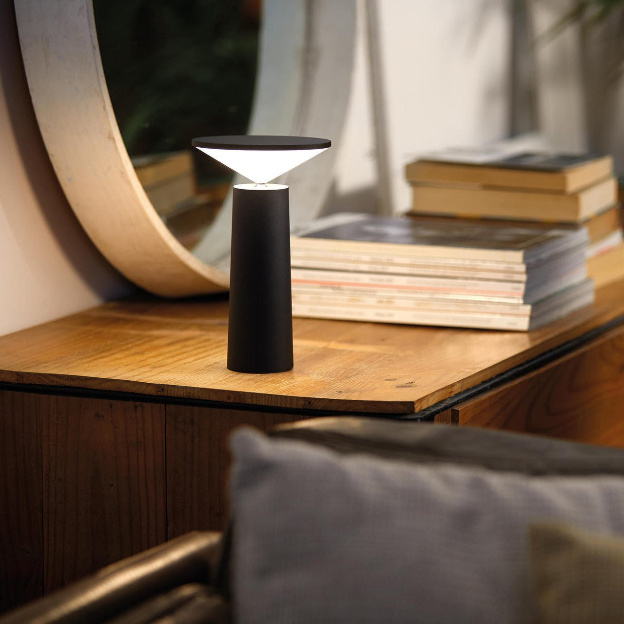 TriLight | Dæmpbar bordlampe