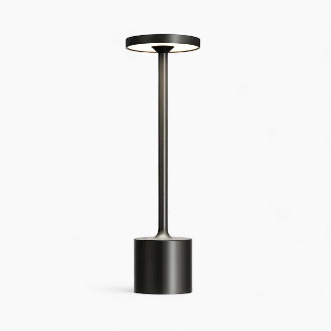 Genopladelig lampe om bord