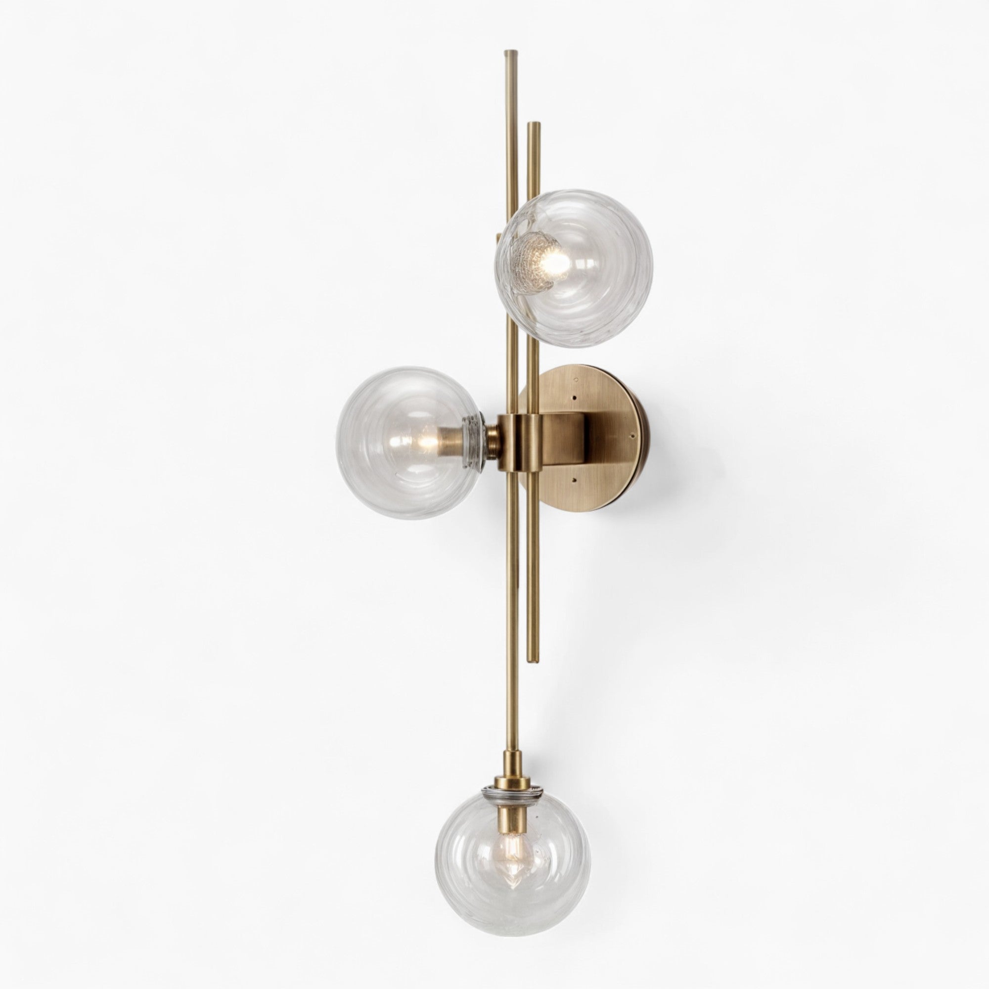 Moderne nordisk væglampe, klar og grøn glasskærm, guldfarvet finish, fastmonteret, lys opad og nedad