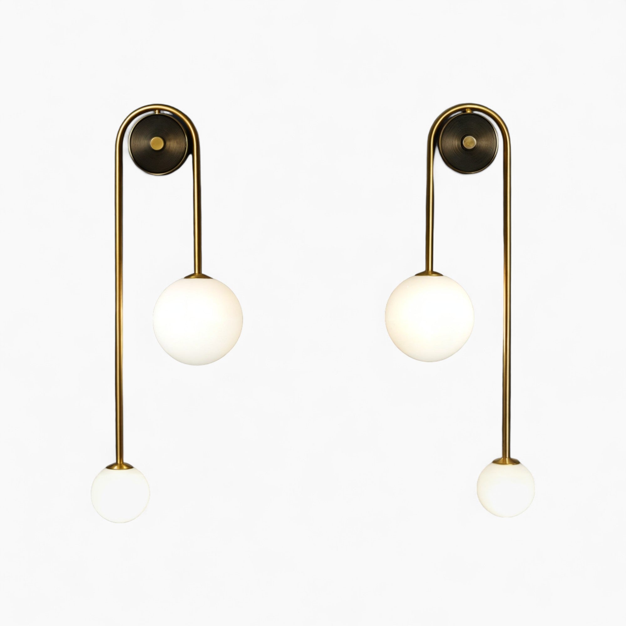 Nordic Gold Wall Sconces - Elegant guld og hvidt glas, G9 LED-lamper, børstet messing, vægmontering