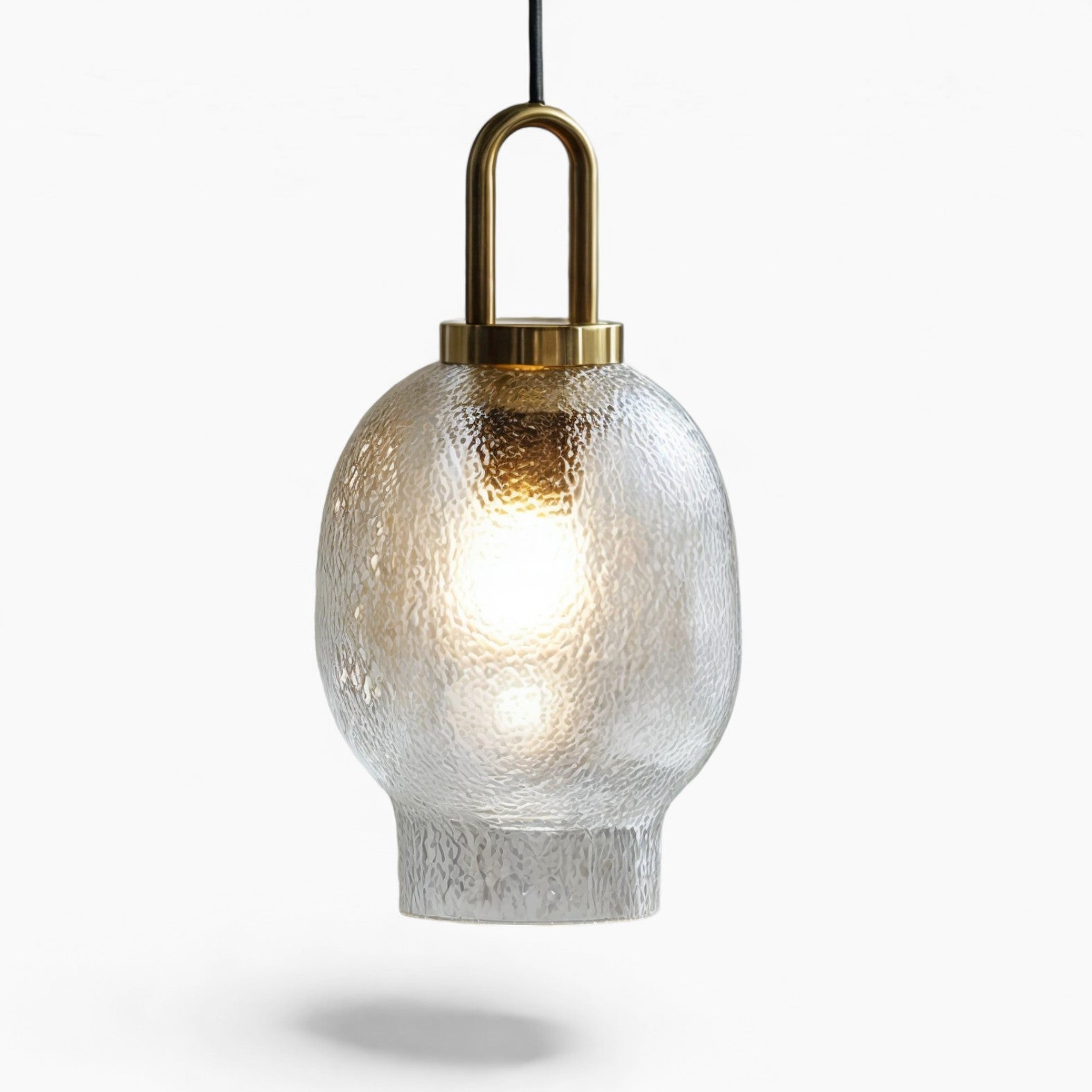 Moderne pendel i messing og glas med E27-sokkel - jernfinish, LED-kompatibel, maks. 60W, rustik stil