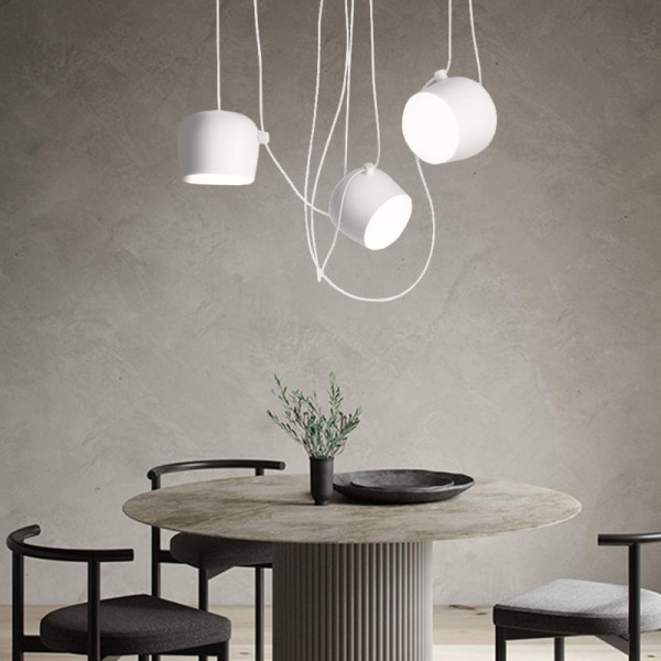Moderne jerndesign, E27-sokkel, LED-kompatibel, semi-indbygget, metalskærm øverst/underst, 220-240V, 40W, CCC/CE-certificeret, sort/hvid