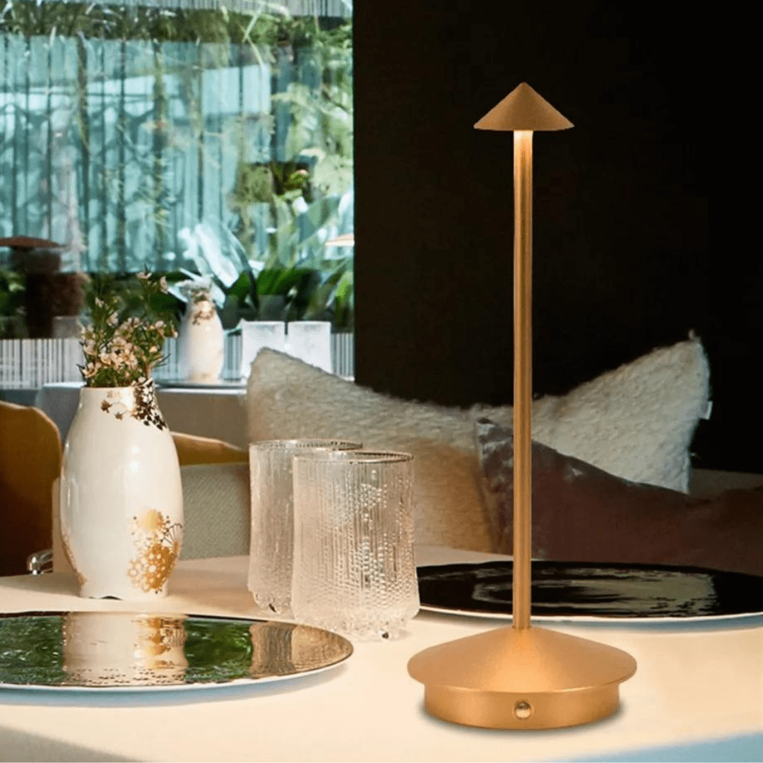 LightGleam | Unik ledningsfri bordlampe
