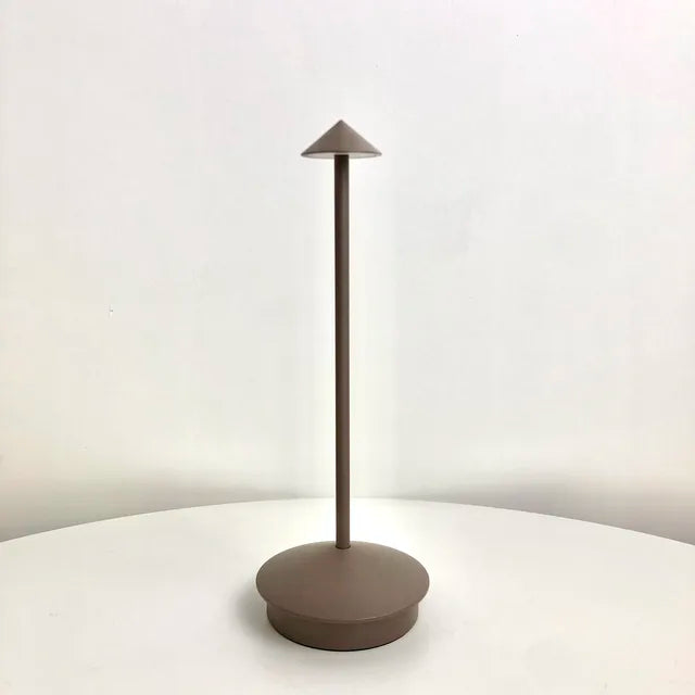 LightGleam | Unik ledningsfri bordlampe