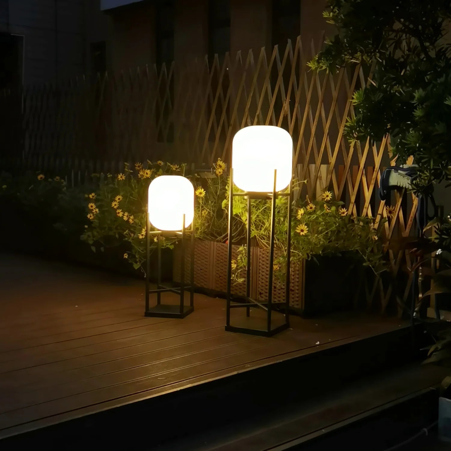 Moderne solcelle-gulvlampe med hus i rustfrit stål og PVC-skærm - 11-15W LED-lys, 36V Max, 3C certificeret - Klassisk lanterne til udendørs brug