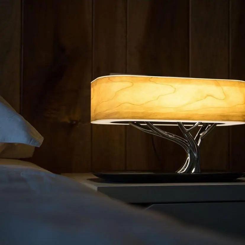 Moderne bordlampe med skærm i kirsebærtræ, justerbar lysstyrke, trådløs opladning, LED, touch control