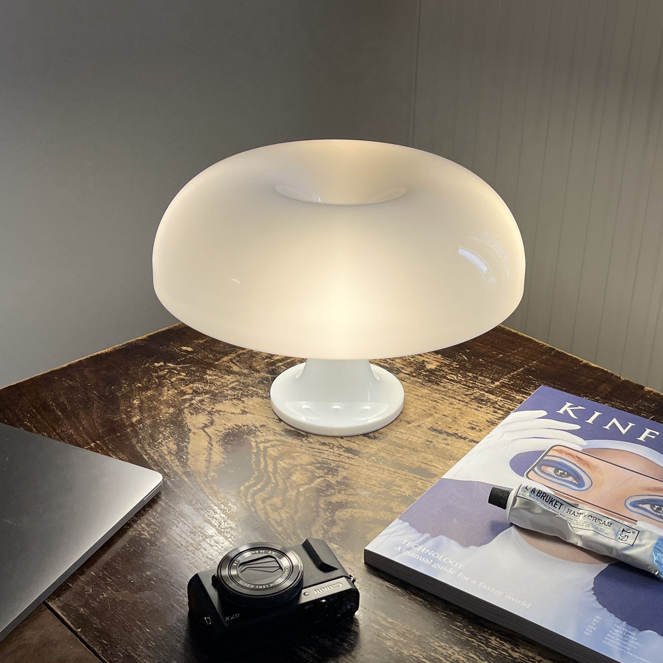 Moderne LED-bordlampe, dæmpbart svampedesign, varmt hvidt lys, 360° belysning, polykarbonat, 6W, til spisestue og boligindretning