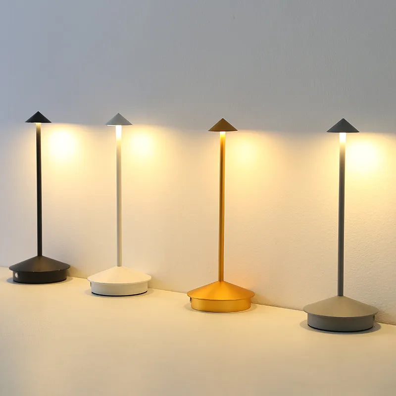 LightGleam | Unik ledningsfri bordlampe