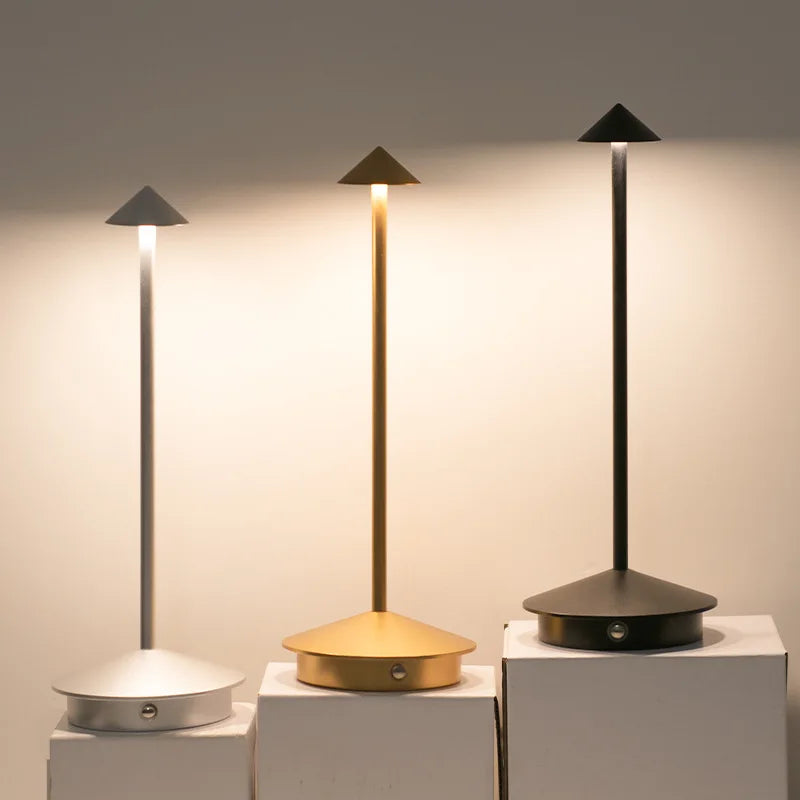 LightGleam | Unik ledningsfri bordlampe
