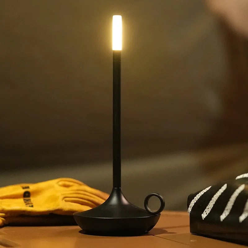 WickGlow | Unik og luksuriøs bordlampe