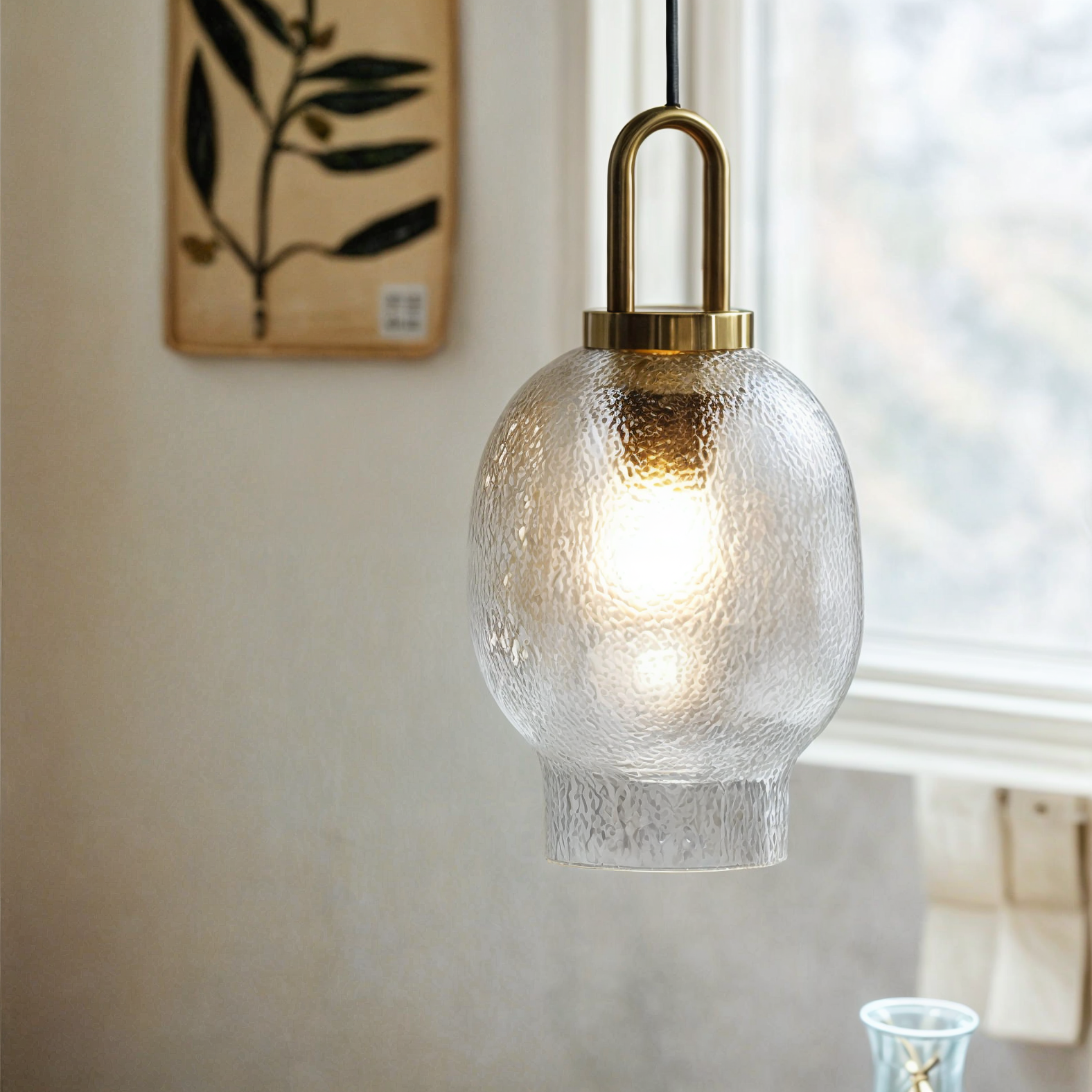 Moderne pendel i messing og glas med E27-sokkel - jernfinish, LED-kompatibel, maks. 60W, rustik stil